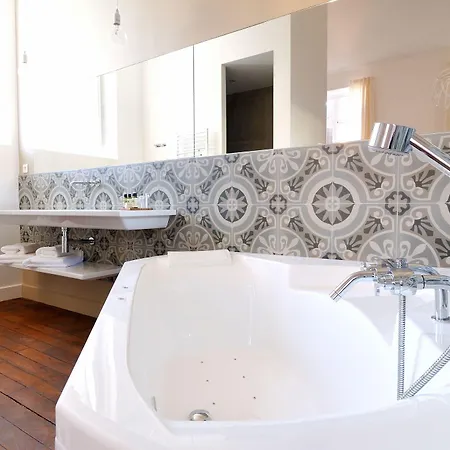 L'hotel Particulier فندق بزييه