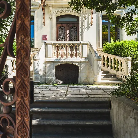 فندق L'hotel Particulier بزييه