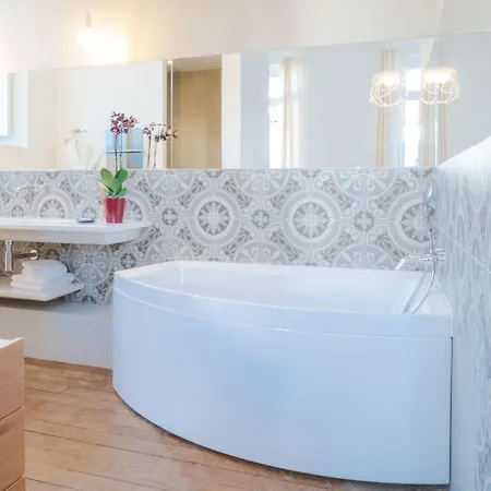 L'hotel Particulier فندق بزييه