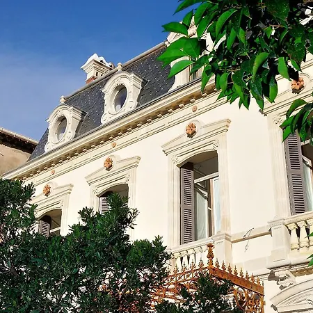 L'hotel Particulier فندق